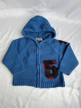 Niebieski sweter rozpinany z kapturem 56-62