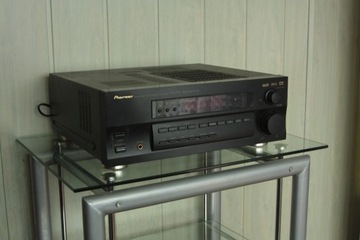 Amplituner Pioneer VSX D510