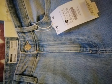 Spodnie jeansowe Bershka