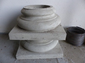 2 szt . głowica betonowa dorycka,szalunek kartonow