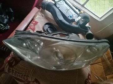 Lampa xenon peugeot 407sw lewy przód 