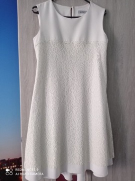 Sukienka biała z koronką