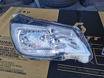 Subaru forester 15- reflektor lampa zwykła prawy p