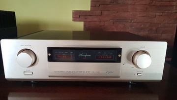 Przedwzmacniacz Accuphase DC300