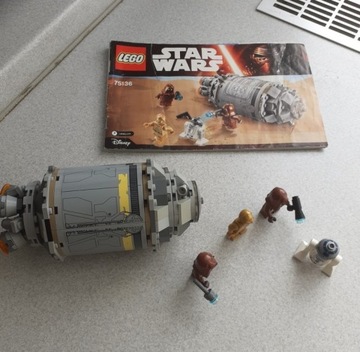 Klocki Lego Star Wars 75136 Kapsuła Droida