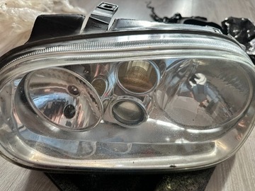 VW Golf 4 Lampa Reflektor lewy oryginalny