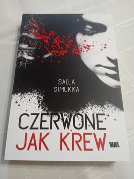 Salla Simukka Czerwone jak krew