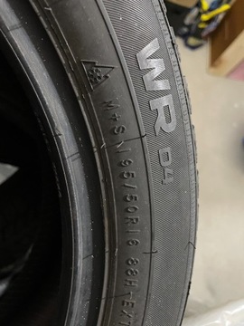 Nokian WR D4 R16 195/50