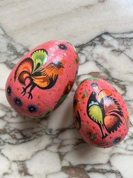 Rustykalne jajka Wielkanoc pisanki na święta