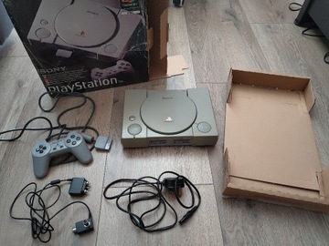 PLAYSTATION 1 PS1 SCPH-1002 RECONDITIONED KARTON
