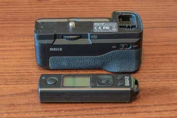 Grip uchwyt Battery Pack MeiKe do Sony A6300