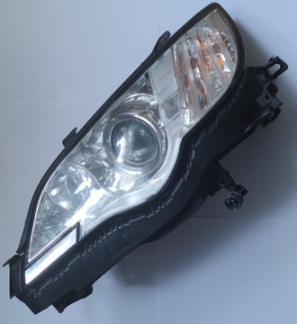 Subaru Legacy IV Lampa przednia lewa