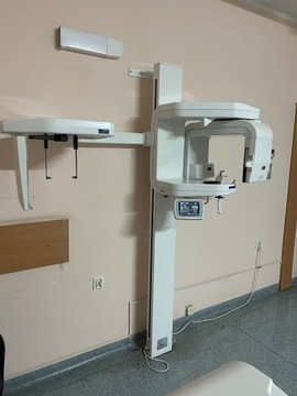Pantomograf  z cefalometrią  Planmeca Proline XC  