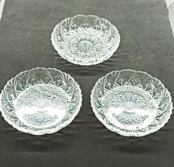 Spodki kryształowe miseczki szklane vintage 3 sztuki