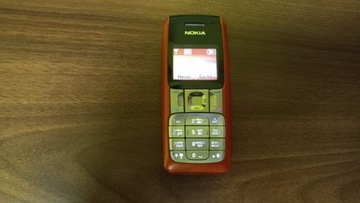 Bardzo ładna i działająca Nokia 2310 bez simlocka