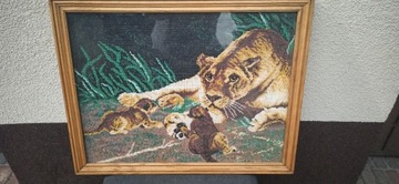 Obraz haftowany w drewnianej ramie (zwierzęta)