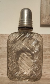 Stara butelka na perfumy Okazja 