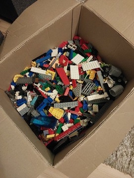 Klocki Lego i trochę innych klocków 