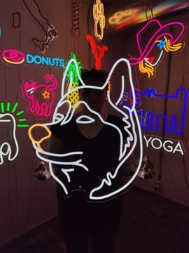 Neon Napis Świetlny - Piesek Husky LED 