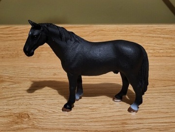 Schleich exclusive koń hanowerski ogier figurka 