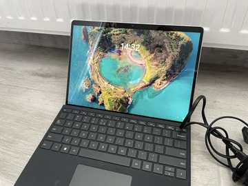 Microsoft Surface Pro 8 | i5-1135G7 | 13"