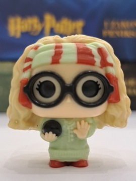 Kinder Joy Harry Potter - figurka prof. Trelawney