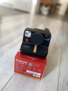 Polaroid Now + czarny