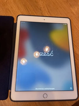 Tablet Apple iPad Pro 9,7" 2 GB / 128 GB srebrny