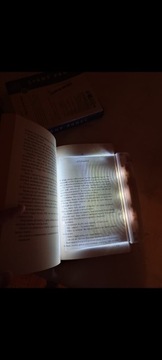 Lampa LED do czytania książek