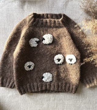 Sweterek dziecięcy handmade 