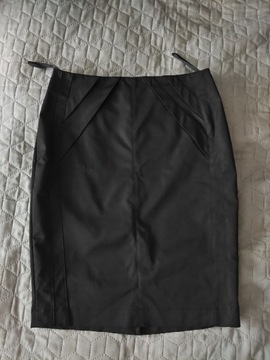 Ołówkowa czarna spódnica M