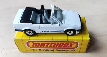 MATCHBOX No.17 Ford Escort XR3I cabriolet 