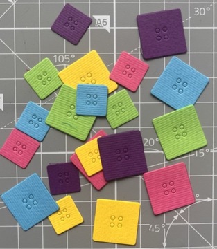 Scrapki Guziki guziczki kwadratowe 20szt. Mix kolor