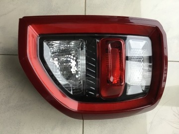 Lampa FORD Bronco  prawa