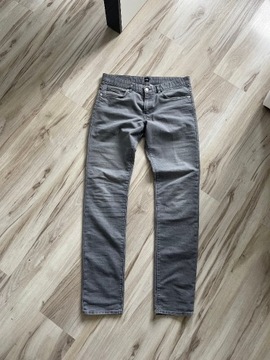 Szare cienkie jeansy Hugo Boss 33/34
