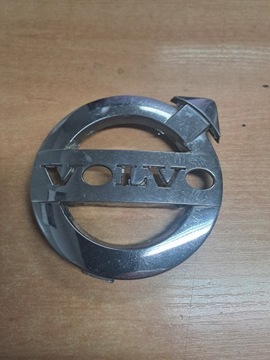 emblemat volvo na grill i felgi