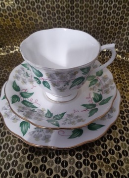 Trio filiżanka porcelana ROYAL ALBERT Bluszcz