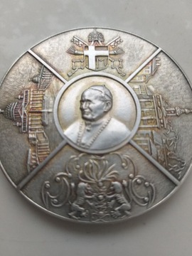 Medalion srebro-46,8 g Jasna góra-Papież 1382-1982