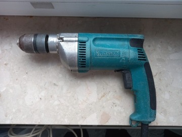 Makita wiertarka bezudarowa DP3003, 710W 36Nm