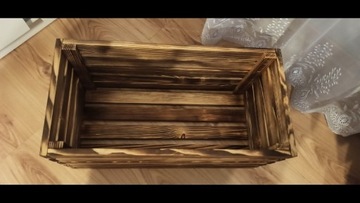 Skrzynia drewniana (pudełko)