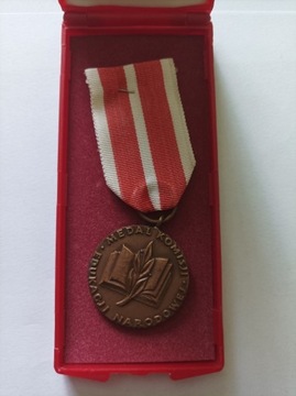 Medal komisji edukacji narodowej - okres PRL