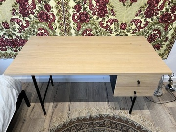Minimalistyczne drewniane biurko Jugend 130/65
