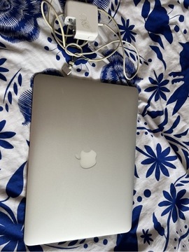 MacBook Air 13” 4GB 128 GB