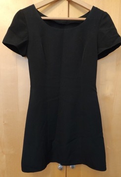 Czarna sukienka mini "mała czarna" XS 34