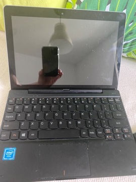 Mały tab 10.1 Lenovo rozdzielany