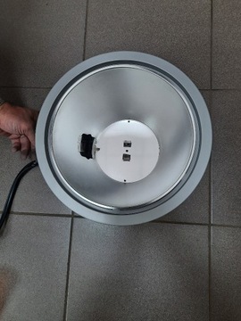 Oprawa oświetleniowa typu downlight marki Trilux