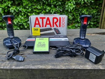 Atari 2600 2 joysticki gra karton