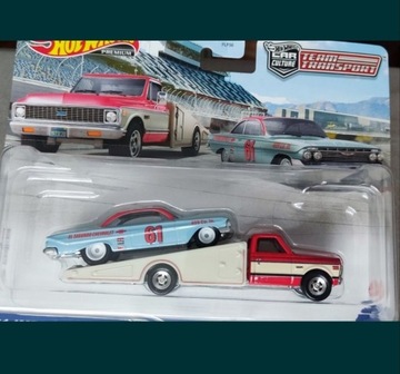 Hot Wheels Team Transport Chevrolet Impala