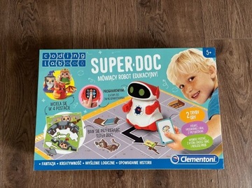 Super Doc - mówiący robot edukacyjny