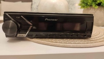 Pioneer MVH-S100UBG